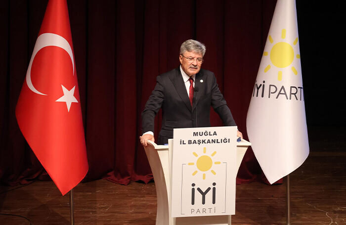 İYİ Partili Ergun’dan “TL’nin Değer Kaybı” Uyarısı: “Paramız Çöktü”