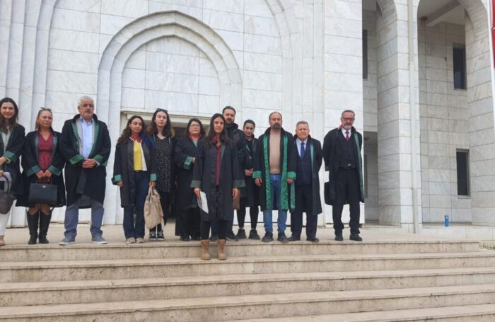 “Çocukların demokratik bir toplumda barış içinde yaşayabilmeleri için…”