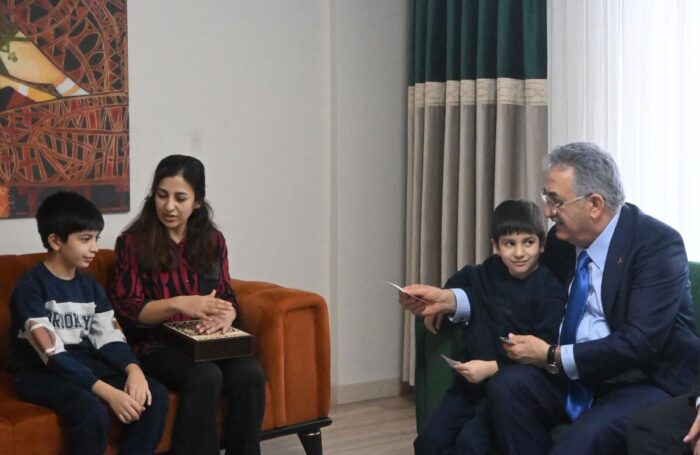 AK Parti Genel Başkan Yardımcısı Yazıcı’dan Şehit Ailesine Ziyaret