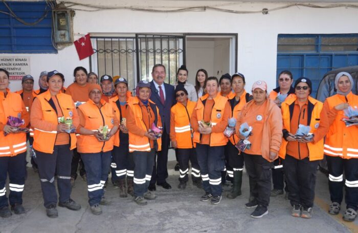 KADIN PERSONELLERİN EMEKÇİ KADINLAR GÜNÜ KUTLANDI