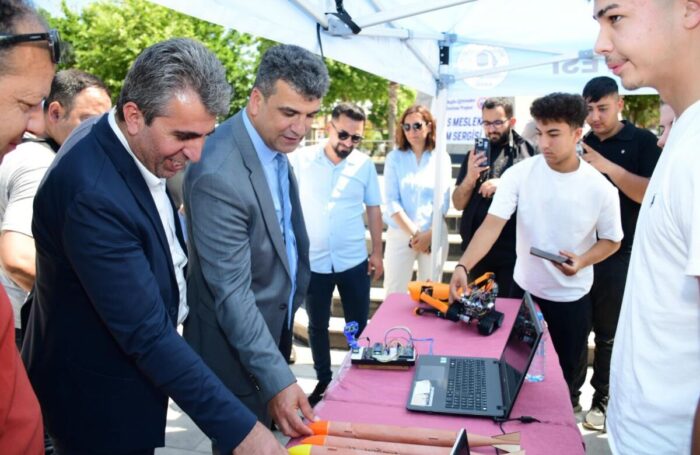 Milas’ta Mesleki Eğitim Fuarı: Öğrenciler Üretim Gücüyle Sahnede