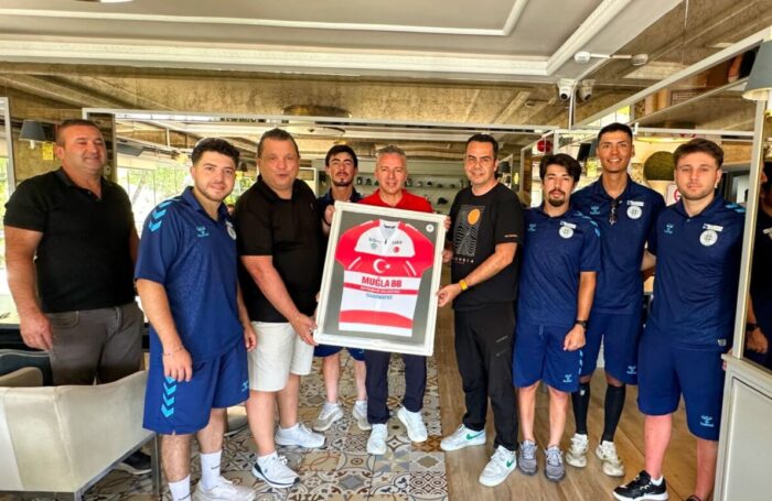 Muğla Büyükşehir’in Pedalları Avrupa’nın Zirvesini Zorluyor