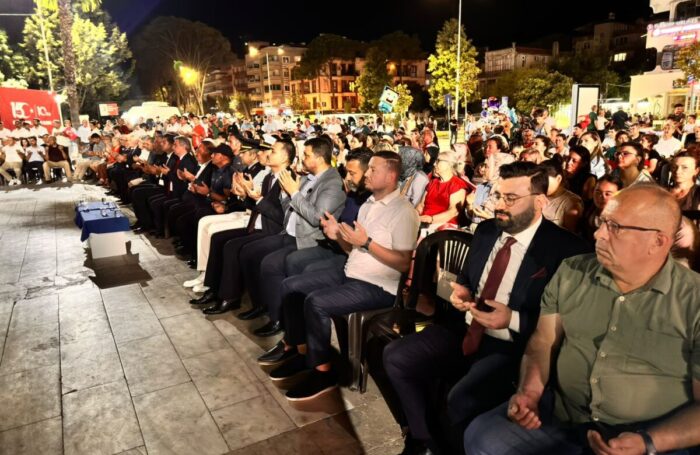 “Bu Millet Diz Çökmez, Bu Bayrak İnmez!”